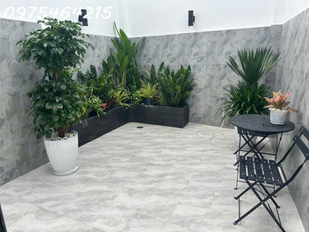 Bán nhà mặt tiền đinh công tráng, quận 1  nhà 5 lầu thang 6717124
