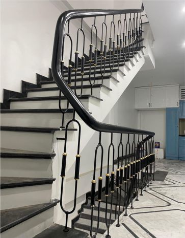Tôi cho thuê nhà hai mặt tiền,mới, lạc long quân, 99m2x 5t 6717452