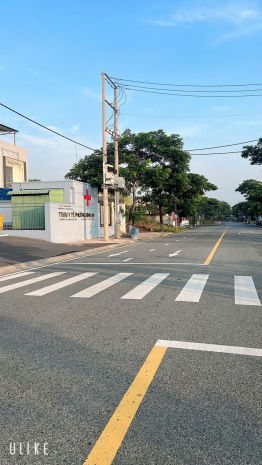 Bán 150m² đất ngang 7,5m,đường nhựa 20m trước nhà,gần vành 6717998