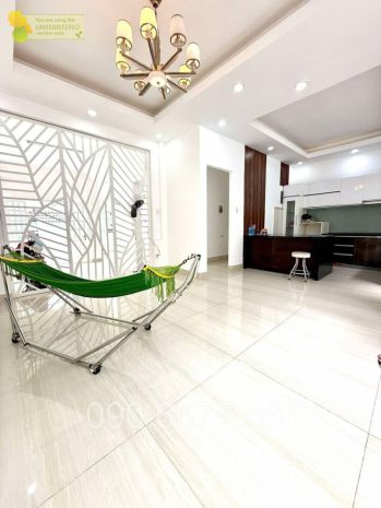 Ngã 4 hàng xanh - hẻm 9m thẳng 1 trục - xe hơi đậu ngày 6718042