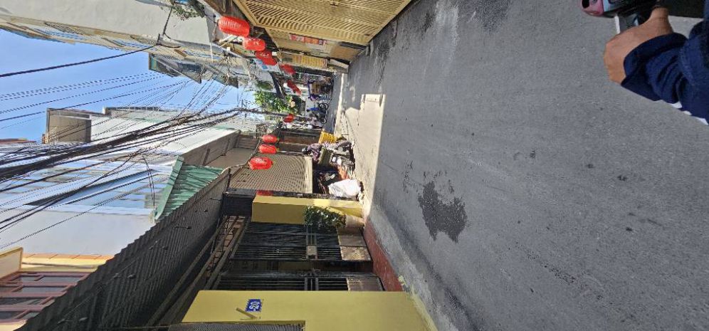Bán nhà bằng liệt, 33m, trước nhà rộng 4m, gần ô tô tránh, 6718667