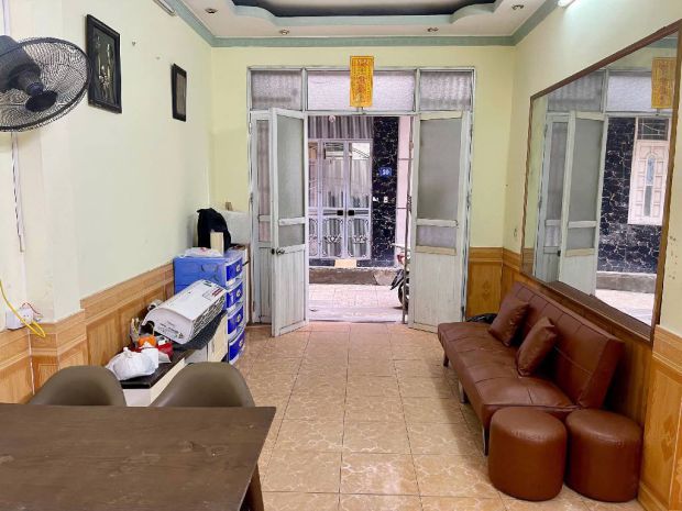 Bán nhà bằng liệt, 33m, trước nhà rộng 4m, gần ô tô tránh, 6718671