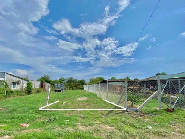 Đất thổ cư 200m² giá chỉ 230 triệu, gần kcn, đường nhựa 6719071