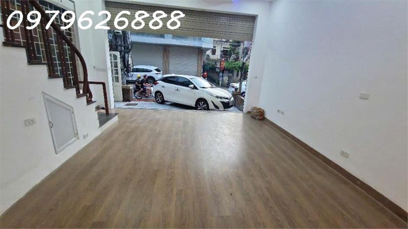 Nhà mặt phố bà triệu - ô tô tránh,  vỉa hè rộng - nở hậu - 6719815