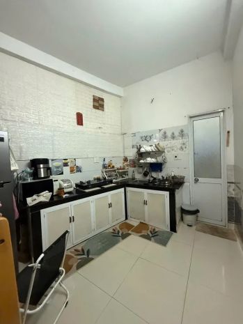 Bán nhà 3 tầng, dt 70m2 kiệt ôtô tô hiệu  liên chiểu, đà 6722254