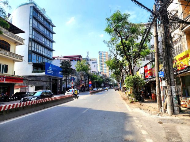 Lạc long quân - ô tô đỗ cửa - quy hoạch ổn định - sổ đỏ nở 6722337