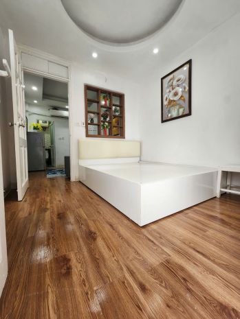 Cho thuê nhà vương thừa vũ 35m2, 1 ngủ, 1 khách, 1 vệ sinh, 6722646