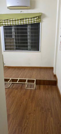 Cho thuê nhà ngõ chùa bộc, 4 tầng, 30m2, 4 ngủ, 13 triệu ở 6722792