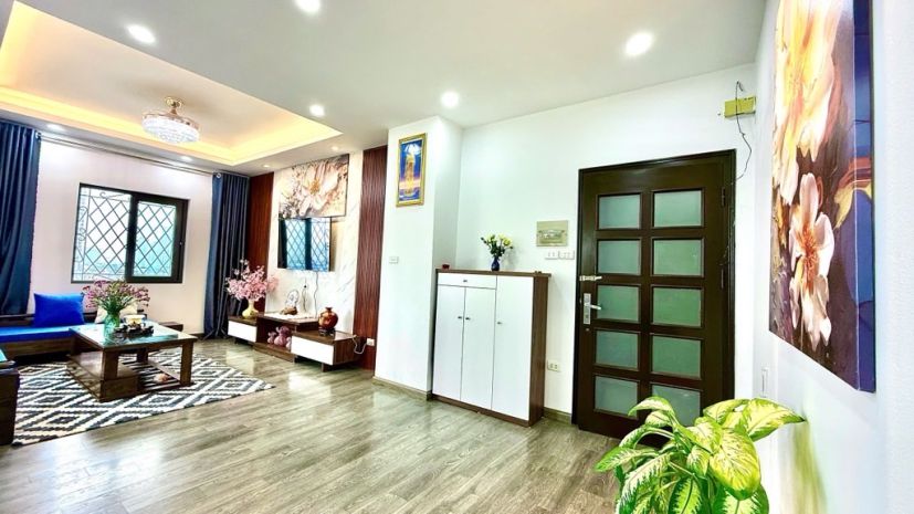 Kdt nam trung yên 2 ngủ 2 wc-nội thất mới tinh- 75m giá chỉ 6723883