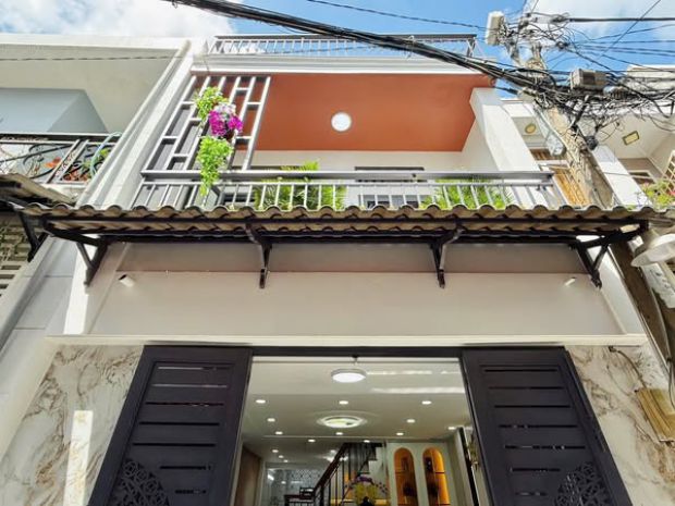 Nhà đúc 2 tầng  view sân bay  chỉ 4.25 tỷ 6723904
