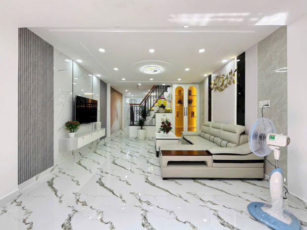 Nhà đúc 2 tầng  view sân bay  chỉ 4.25 tỷ 6723905