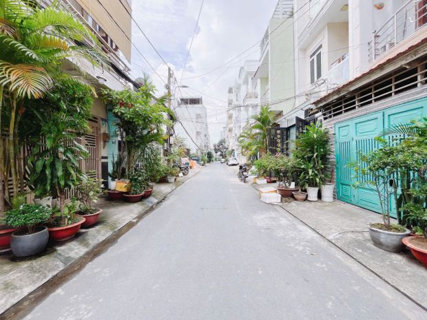 Bán nhà 2 tầng 80m² hẻm rộng 8m quận 7  giá 8.9 tỷ  sổ đỏ 6724723