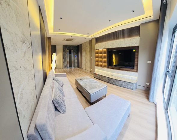Bán nhà ngõ 174 ngọc thuỵ 35m x 7t thang máy, gara, mới 6724811