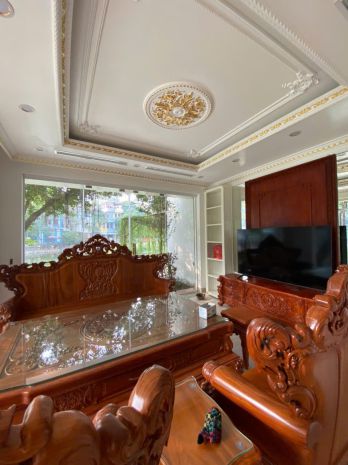Bán nhà mặt phố quan nhân  lô góc 3 thoáng, view hồ hiếm 6725150