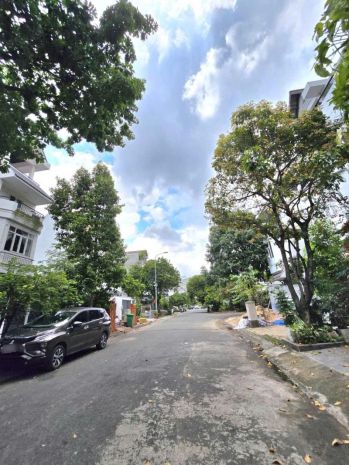 Đất đẹp sát công viên  ngay kdc khang an, phú hữu  132m² 6725774