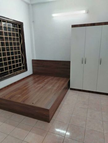 Cho thuê nhà nguyên căn 576 trương định, 40m2 x 3 tầng, 3 6726262