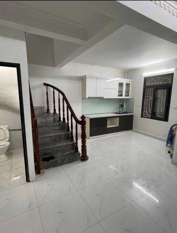 Cho thuê nhà ngõ minh khai, 5 tầng, 37m2, 4 ngủ, 3 vệ sinh, 6726326