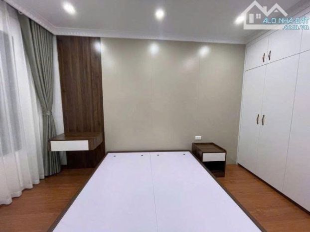 Nhà đẹp phố trích sài -thụy khuê -45m2-ngõ thông-dân xây.đt 6726366