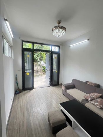 Nhà đẹp đại áng còn mới ,gia nhỉnh 5 tỷ, 3 thoáng,ở 6726405