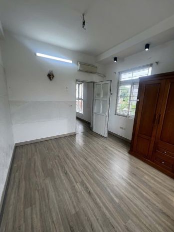 Nhà đẹp đại áng còn mới ,gia nhỉnh 5 tỷ, 3 thoáng,ở 6726406