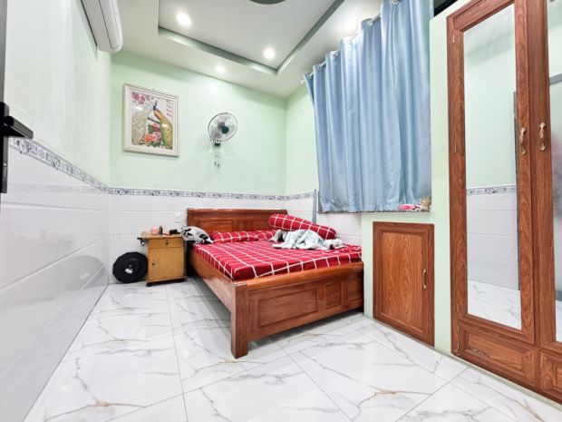 Bán nhà 3 tầng hẻm số 8 linh xuân, thủ đức. 54m2, 4 pn, sh, 6726703