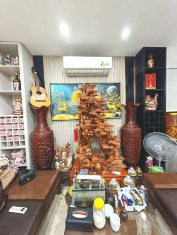 Gần đường oto - nhà đẹp ờ ngay -6pn -hàng xóm ngoại giao 6728184