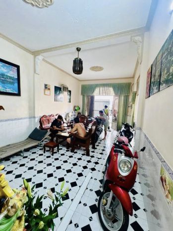 Đối diện aeon  lô góc 2 mặt hẻm xe tải  69m  nhà đẹp 2 6728728