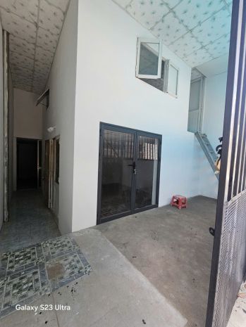 Bán nhà 2 tầng tân đông hiệp,shr đường 2 xe hơi,giá rẻ,gần 6728925