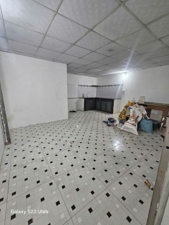 Bán nhà 2 tầng tân đông hiệp,shr đường 2 xe hơi,giá rẻ,gần 6728926