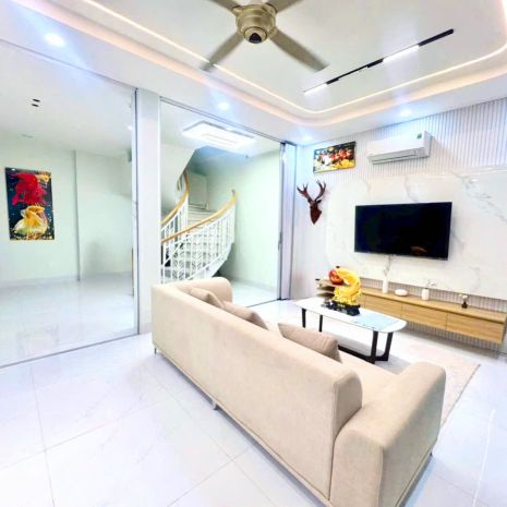 35 triệu: nguyên căn mặt tiền phan đăng lưu- ngang 6m cao 4 6729260