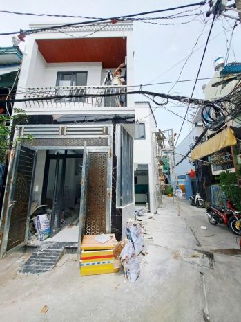 Tin cực nóng : siêu phẩm góc 2 mặt kinh doanh chiến lược 6729811