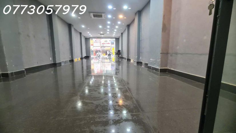 Mặt tiền nguyễn phúc nguyên q3 -5x20m-hđt 95trtháng, bán 6730351