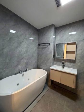 Bán nhà- 45m,7 tầng trung tâm ngọc lâm nguyễn văn cừ, đi bộ 6730382