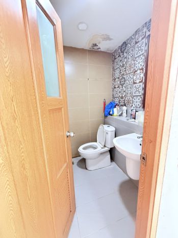 Bán nhà mặt tiền 60m2 5 tầng ngang gần 4m 7pn chdv tân hải 6730424
