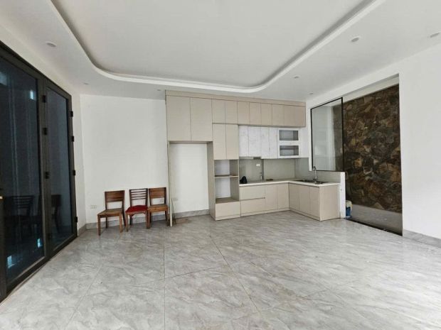 Âu cơ  59m²  5 tầng  mt 8.5m  giá 13.6 tỷ  tây hồ 6731000