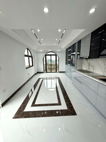 Bán nhà sài đồng 55m mt10m 7 tầng thang máy lô góc gara ô 6731120