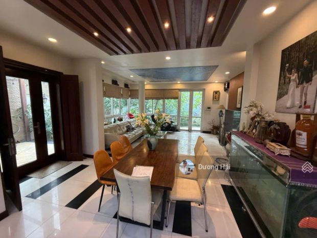 Bán nhà tây hồ - dt 290m mt 16m - tòa kd văn phòng ô tô vỉa 6731152