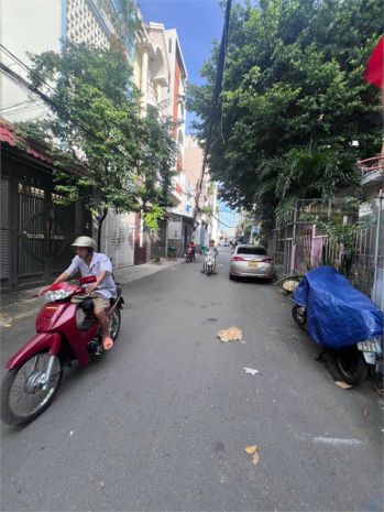 Bán nhà 5x30m, 3 tầng + 6 phòng trọ -- phạm văn chiêu, gò 6731460