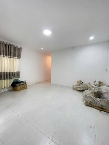 Nhà 2 tầng giá hời - 46m2, ông bích khiêm, quận 11 - chỉ 5 6731472