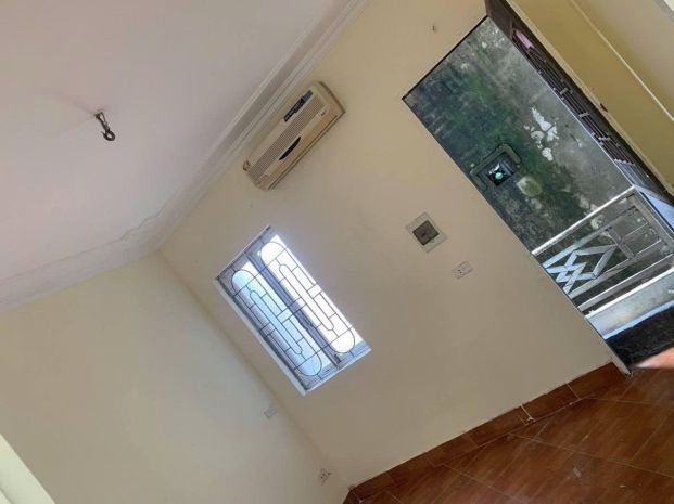 Cho thuê nhà phố bạch đằng, 7.5 triệu: 25m2 x 4 tầng, 2 6733247