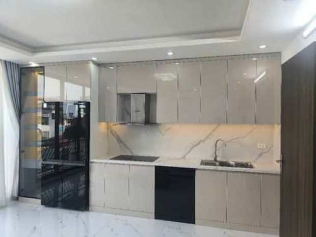 Nhỉnh 500 triệu m nhà đội cấn 35m 6 tầng thang máy full nội 6733754