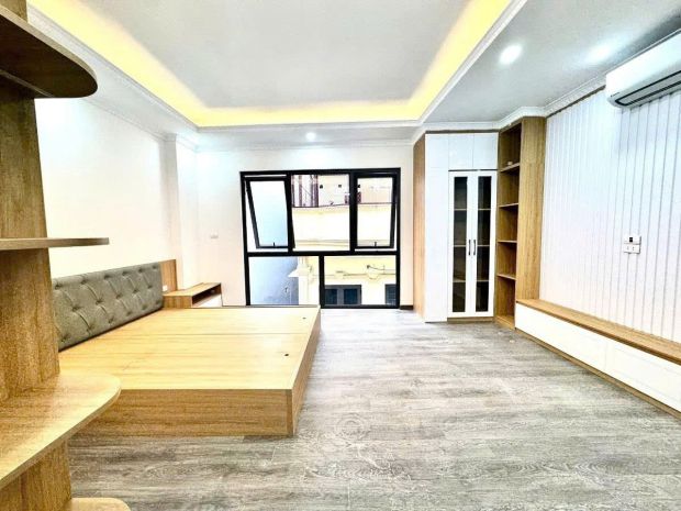 Tt ba đình - hoàng hoa thám- nhà mới - 6tầng -thang máy- 6733767