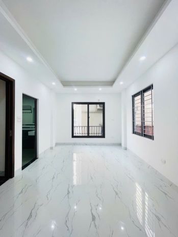 Bán nhà lĩnh nam xây mới 32m 5 tầng 4 phòng giá 4.93 tỷ sổ 6734885