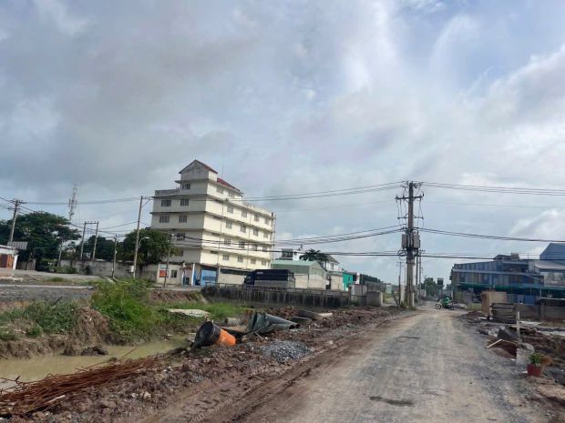 Bán đất mặt tiền 16x63m giá 24 tỷ đường kênh tiêu 6735021