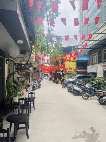 Bán nhà kim mã 2025m2. 4 tầng. mặt tiền 3.3m. giá 6.5 tỷ 6735299