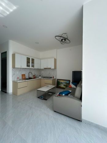 Nhà mới xây hoàn công đường 2 ô tô né nhau tại phường tây 6735412