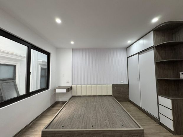 Trường trinh 31m 7 tầng 9.95 tỷ sát phố kinh doanh 6735883