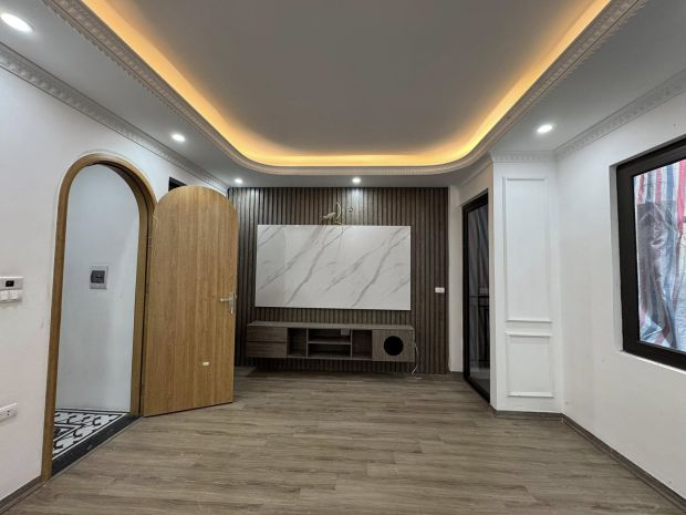 Trường trinh 31m 7 tầng 9.95 tỷ sát phố kinh doanh 6735886