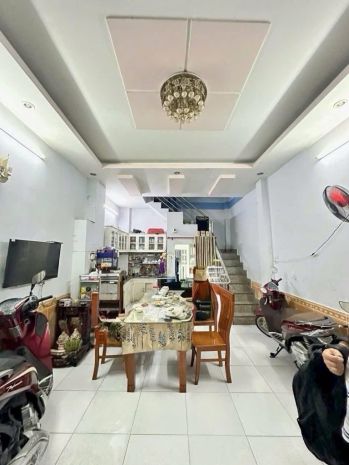 Hẻm thông - khu vip phú thọ hoà - tân phú - sát mặt 6735916