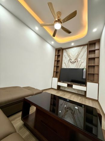 Nhà mới cạnh nhổn 38m2  full đồ nội thất  giá : nhỉnh 6736179
